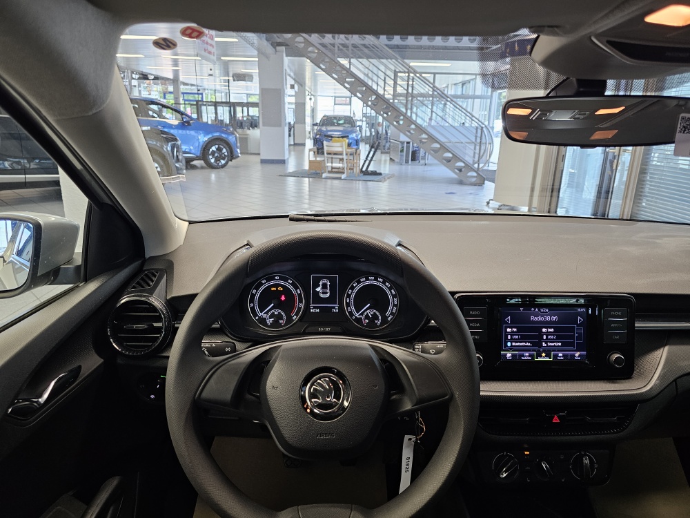 Skoda Fabia bei Hoffmann Automobile in Wolfsburg kaufen und sofort mitnehmen - Bild 19