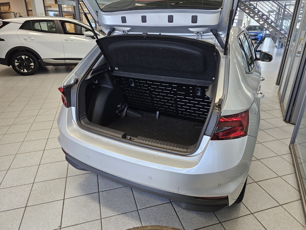 Skoda Fabia bei Hoffmann Automobile in Wolfsburg kaufen und sofort mitnehmen - Bild 2