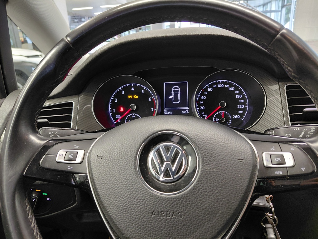 VW Golf Sportsvan bei Hoffmann Automobile in Wolfsburg kaufen und sofort mitnehmen - Bild 16