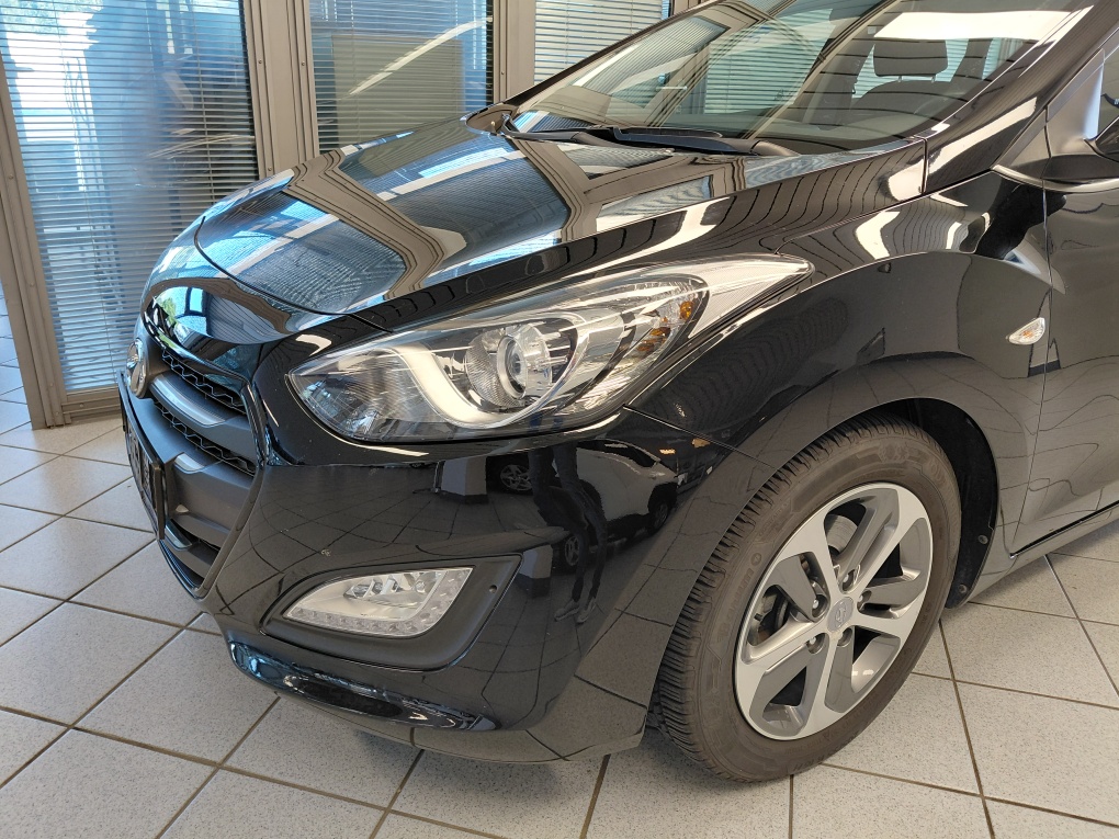 Hyundai i30 Kombi bei Hoffmann Automobile in Wolfsburg kaufen und sofort mitnehmen - Bild 18