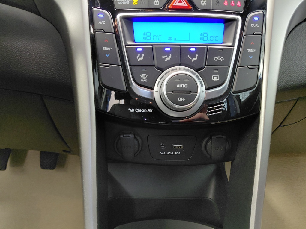 Hyundai i30 Kombi bei Hoffmann Automobile in Wolfsburg kaufen und sofort mitnehmen - Bild 8
