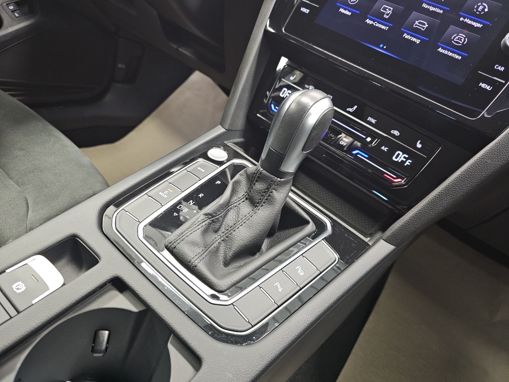 VW Passat Variant bei Hoffmann Automobile in Wolfsburg kaufen und sofort mitnehmen - Bild 10
