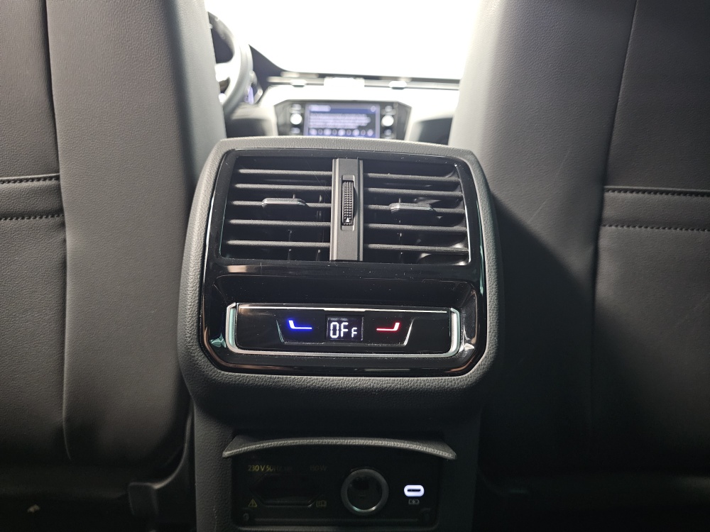 VW Passat Variant bei Hoffmann Automobile in Wolfsburg kaufen und sofort mitnehmen - Bild 8