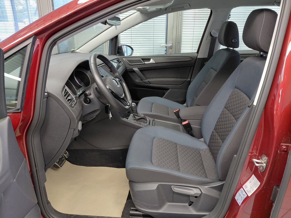 VW Golf Sportsvan bei Hoffmann Automobile in Wolfsburg kaufen und sofort mitnehmen - Bild 17