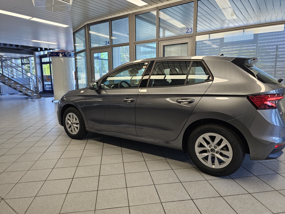 Skoda Fabia bei Hoffmann Automobile in Wolfsburg kaufen und sofort mitnehmen - Bild 23