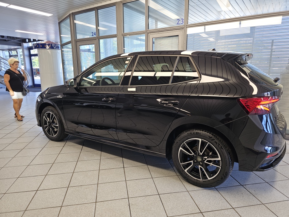 Skoda Fabia bei Hoffmann Automobile in Wolfsburg kaufen und sofort mitnehmen - Bild 22