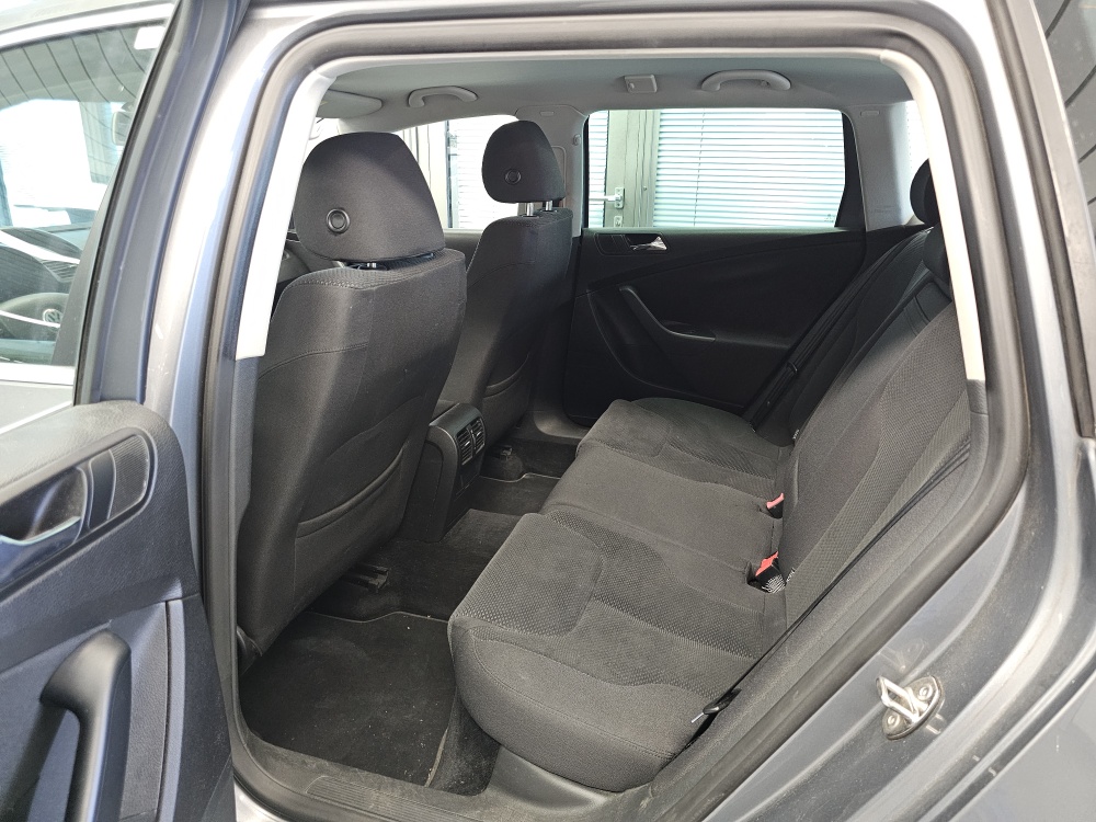VW Passat Variant bei Hoffmann Automobile in Wolfsburg kaufen und sofort mitnehmen - Bild 5