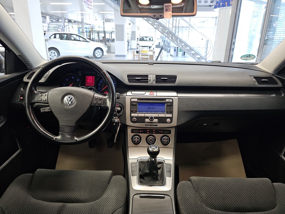 VW Passat Variant bei Hoffmann Automobile in Wolfsburg kaufen und sofort mitnehmen - Bild 6