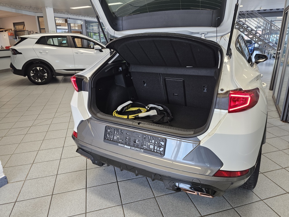 Cupra Formentor bei Hoffmann Automobile in Wolfsburg kaufen und sofort mitnehmen - Bild 2