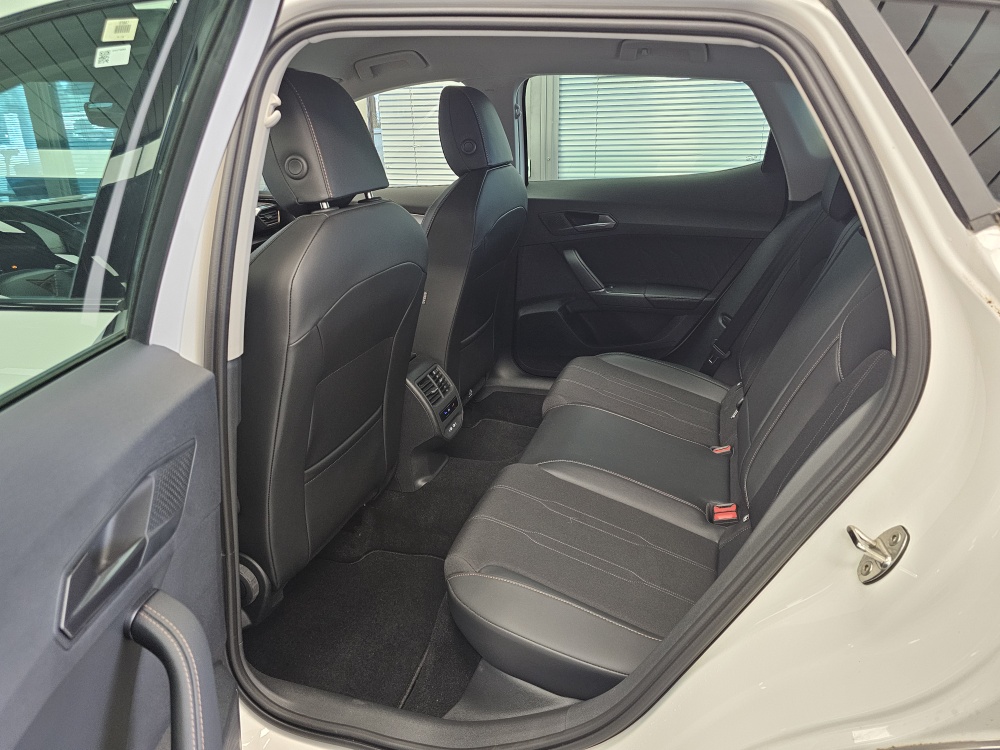 Cupra Formentor bei Hoffmann Automobile in Wolfsburg kaufen und sofort mitnehmen - Bild 5