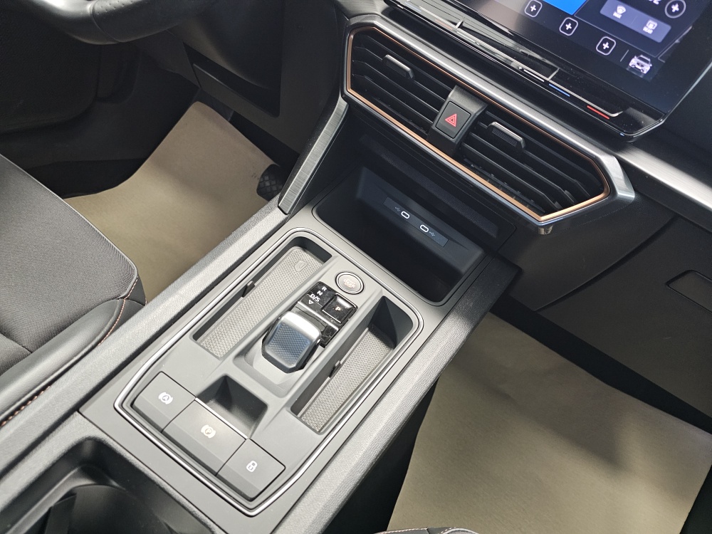 Cupra Formentor bei Hoffmann Automobile in Wolfsburg kaufen und sofort mitnehmen - Bild 8