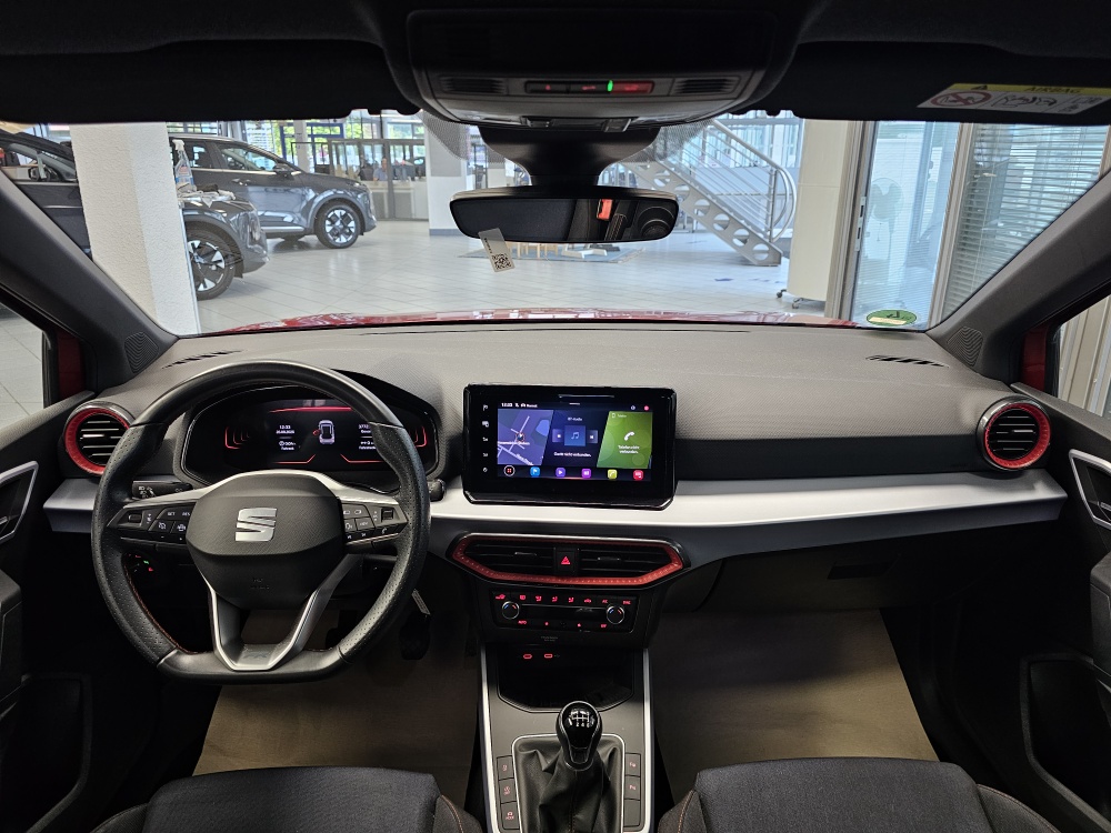 Seat Arona bei Hoffmann Automobile in Wolfsburg kaufen und sofort mitnehmen - Bild 7