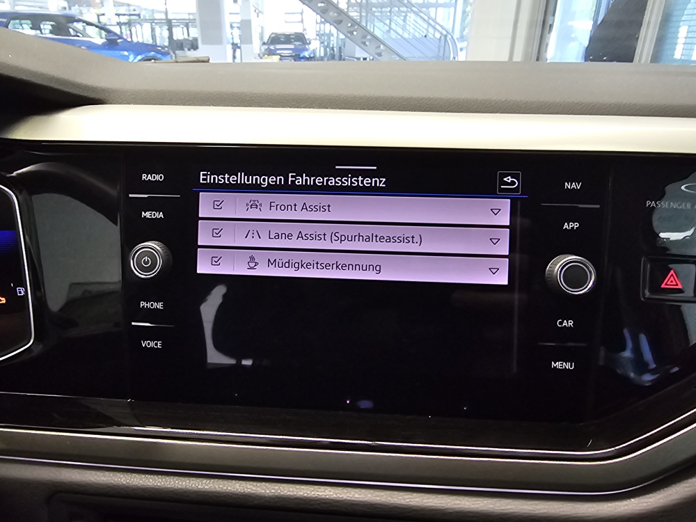 VW Polo bei Hoffmann Automobile in Wolfsburg kaufen und sofort mitnehmen - Bild 13