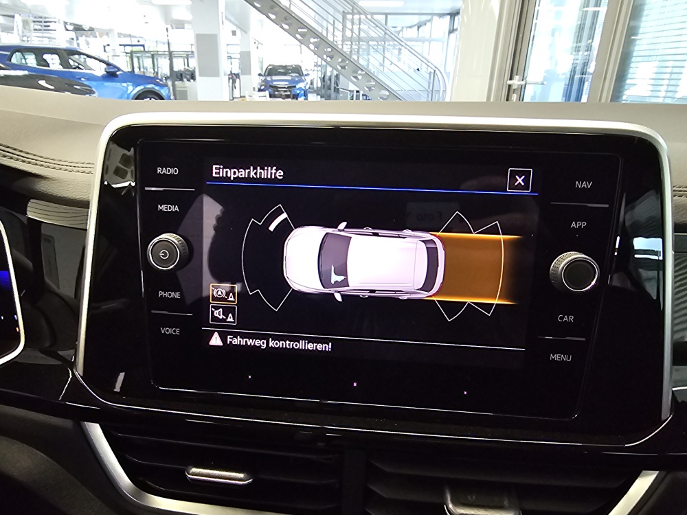 VW T-Roc bei Hoffmann Automobile in Wolfsburg kaufen und sofort mitnehmen - Bild 14