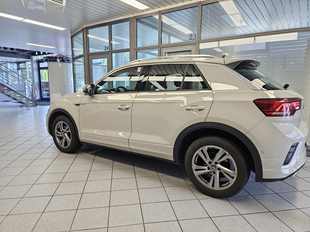 VW T-Roc bei Hoffmann Automobile in Wolfsburg kaufen und sofort mitnehmen - Bild 23
