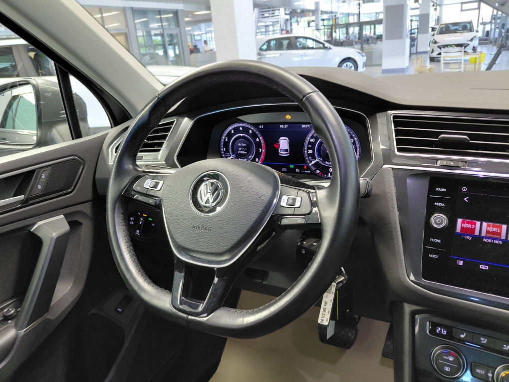 VW Tiguan bei Hoffmann Automobile in Wolfsburg kaufen und sofort mitnehmen - Bild 18