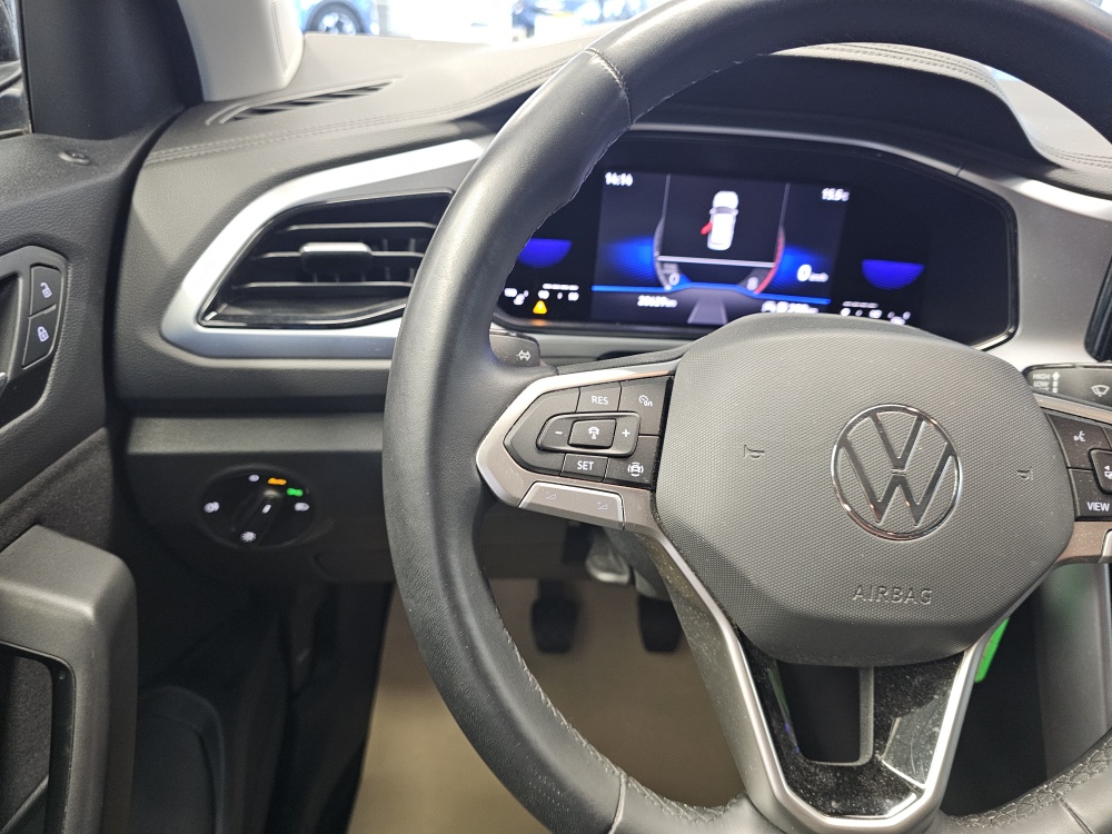 VW T-Roc bei Hoffmann Automobile in Wolfsburg kaufen und sofort mitnehmen - Bild 19