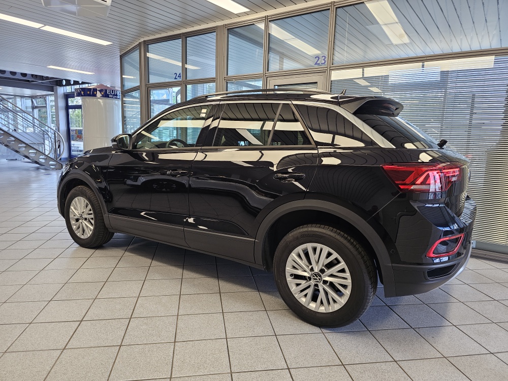 VW T-Roc bei Hoffmann Automobile in Wolfsburg kaufen und sofort mitnehmen - Bild 26