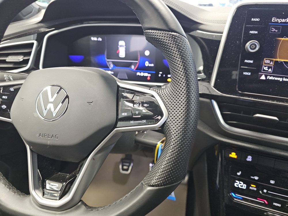 VW T-Roc bei Hoffmann Automobile in Wolfsburg kaufen und sofort mitnehmen - Bild 17