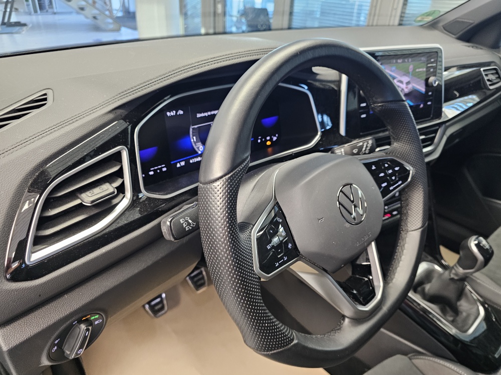 VW T-Roc bei Hoffmann Automobile in Wolfsburg kaufen und sofort mitnehmen - Bild 21