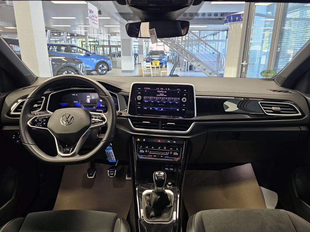 VW T-Roc bei Hoffmann Automobile in Wolfsburg kaufen und sofort mitnehmen - Bild 6