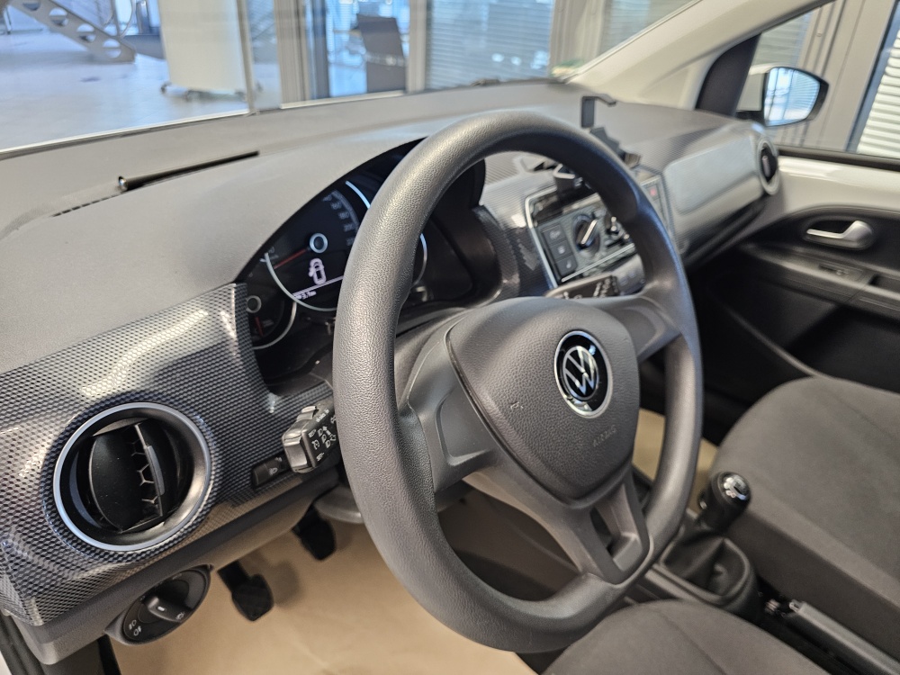 VW up! bei Hoffmann Automobile in Wolfsburg kaufen und sofort mitnehmen - Bild 13