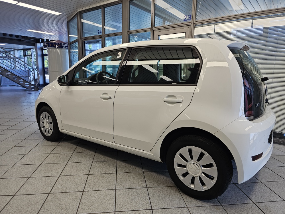 VW up! bei Hoffmann Automobile in Wolfsburg kaufen und sofort mitnehmen - Bild 16