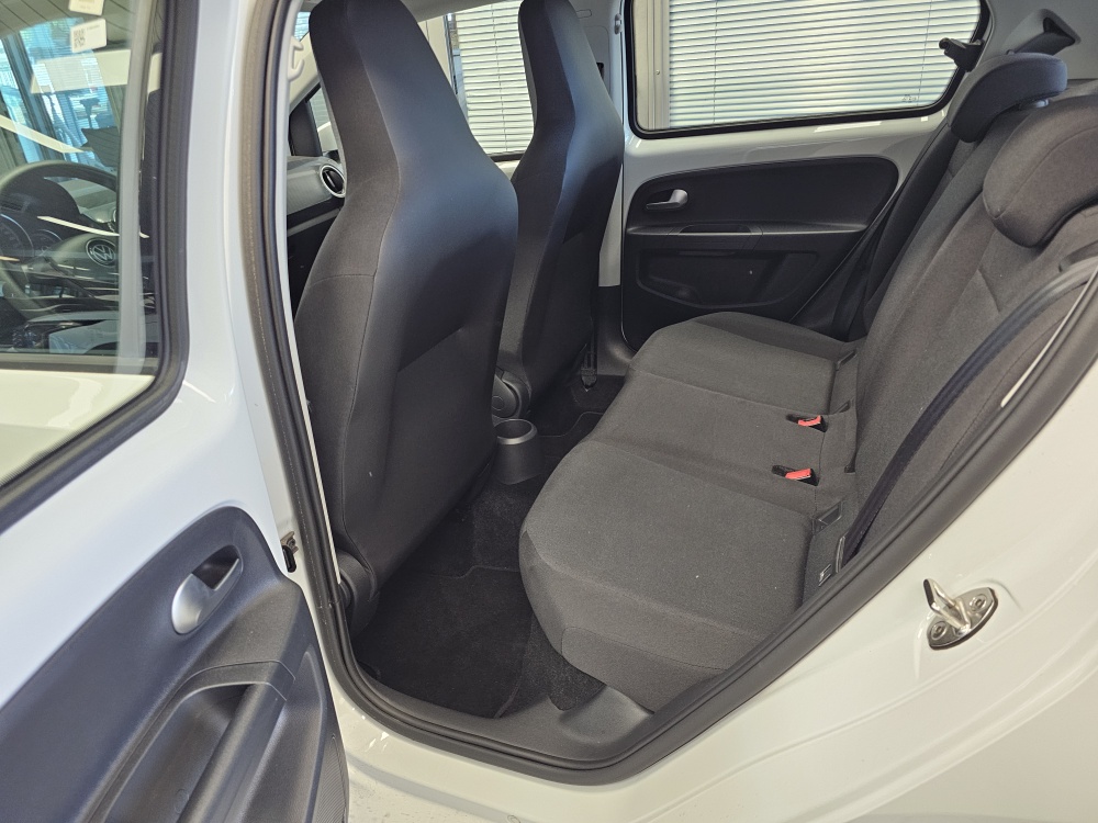 VW up! bei Hoffmann Automobile in Wolfsburg kaufen und sofort mitnehmen - Bild 3