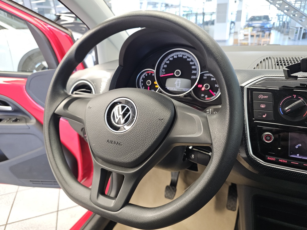 VW up! bei Hoffmann Automobile in Wolfsburg kaufen und sofort mitnehmen - Bild 12
