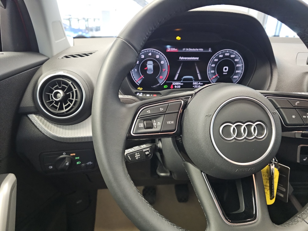 Audi Q2 bei Hoffmann Automobile in Wolfsburg kaufen und sofort mitnehmen - Bild 18