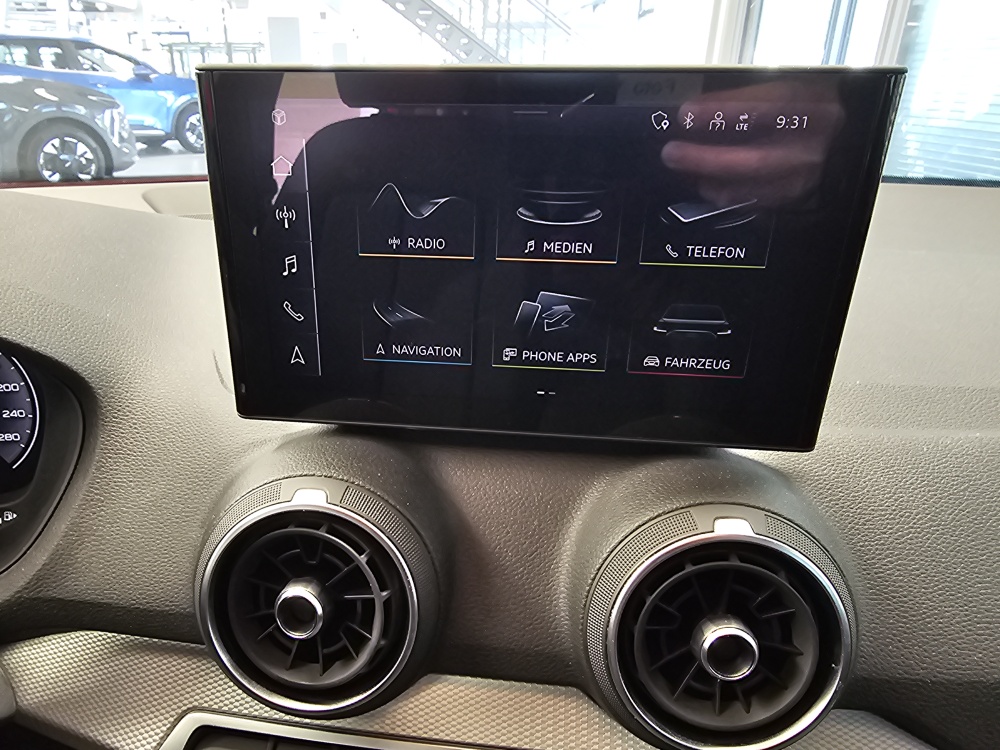 Audi Q2 bei Hoffmann Automobile in Wolfsburg kaufen und sofort mitnehmen - Bild 9