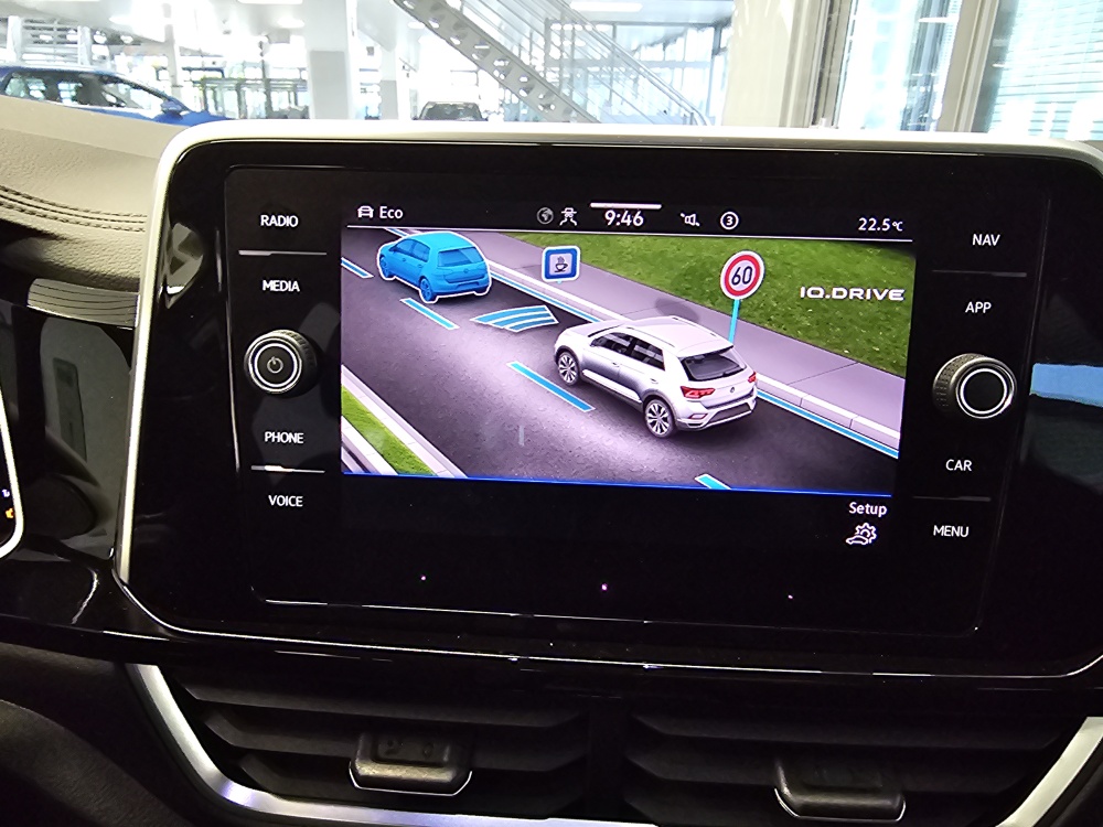 VW T-Roc bei Hoffmann Automobile in Wolfsburg kaufen und sofort mitnehmen - Bild 13