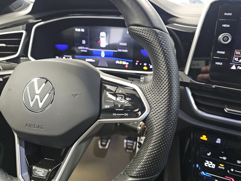 VW T-Roc bei Hoffmann Automobile in Wolfsburg kaufen und sofort mitnehmen - Bild 17