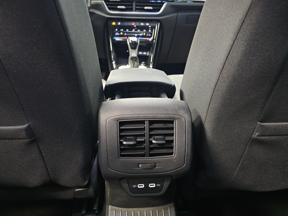 VW T-Roc bei Hoffmann Automobile in Wolfsburg kaufen und sofort mitnehmen - Bild 5