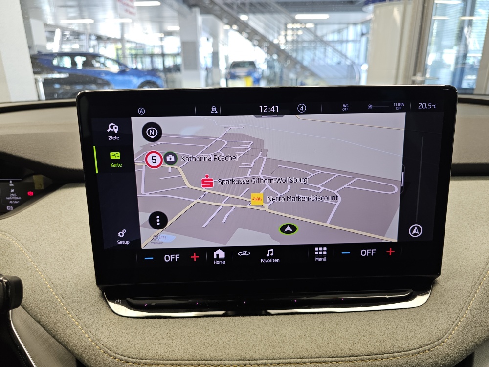Skoda Enyaq bei Hoffmann Automobile in Wolfsburg kaufen und sofort mitnehmen - Bild 16