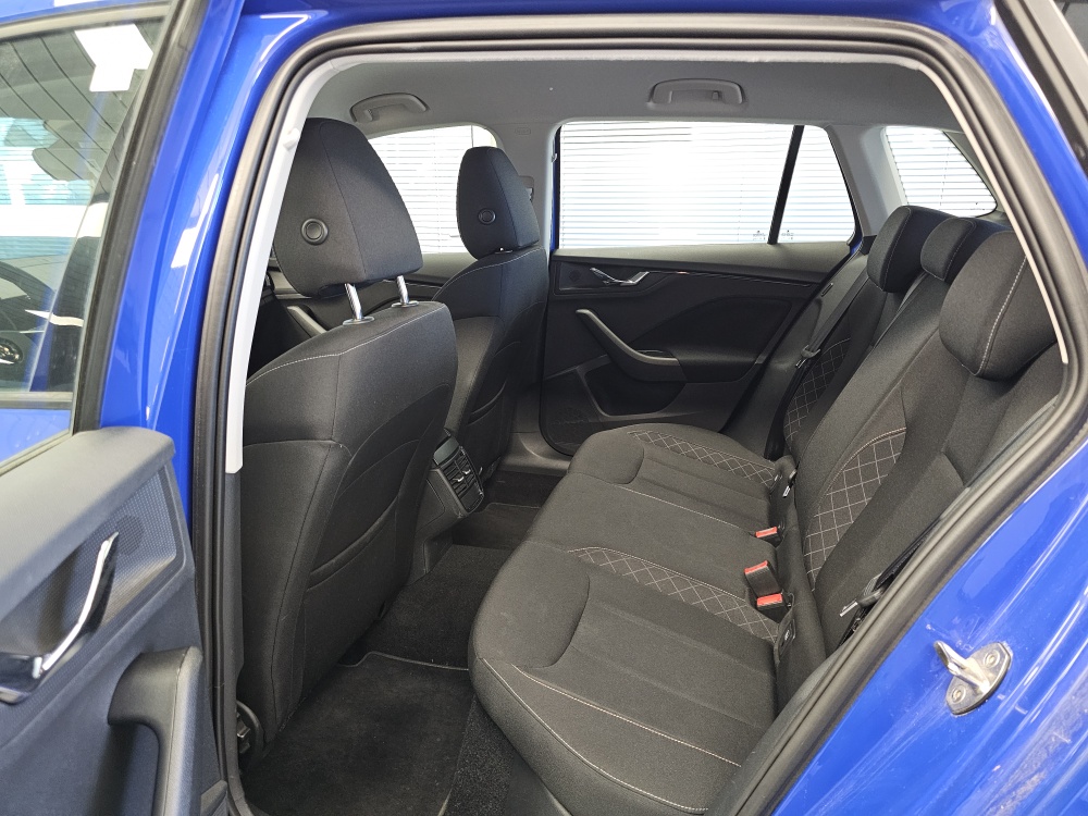 Skoda Kamiq bei Hoffmann Automobile in Wolfsburg kaufen und sofort mitnehmen - Bild 4