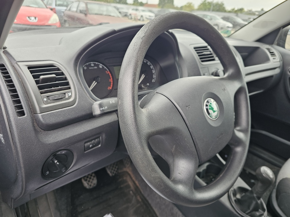 Skoda Fabia Combi bei Hoffmann Automobile in Wolfsburg kaufen und sofort mitnehmen - Bild 5