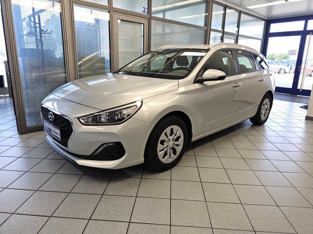 Hyundai i30 Kombi bei Hoffmann Automobile in Wolfsburg kaufen und sofort mitnehmen - Bild 1