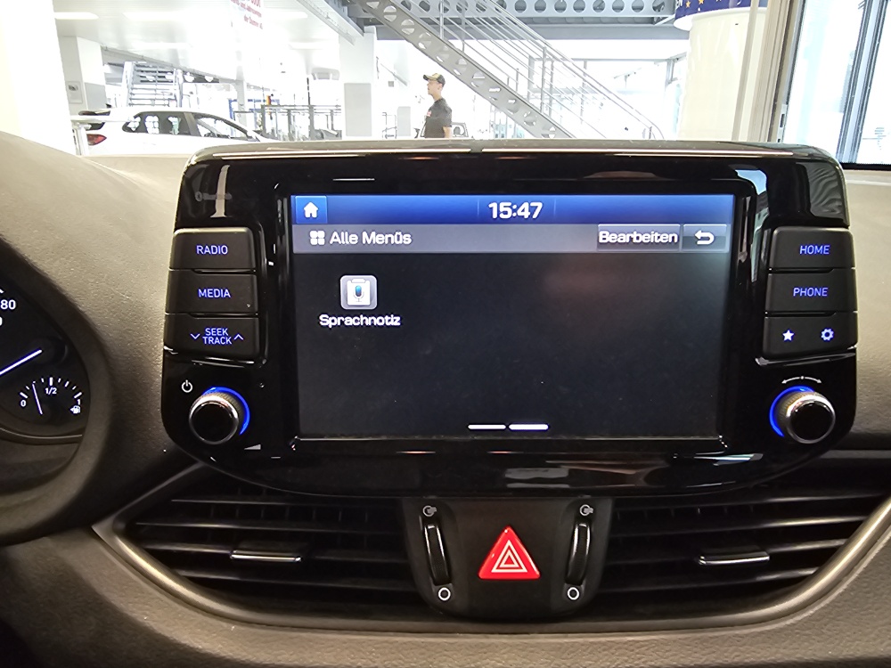 Hyundai i30 Kombi bei Hoffmann Automobile in Wolfsburg kaufen und sofort mitnehmen - Bild 11