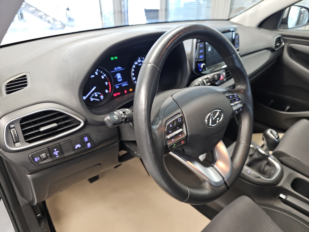 Hyundai i30 Kombi bei Hoffmann Automobile in Wolfsburg kaufen und sofort mitnehmen - Bild 17