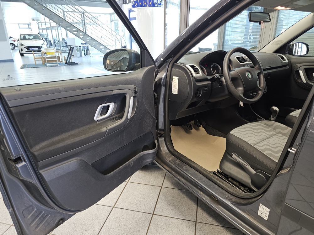 Skoda Fabia bei Hoffmann Automobile in Wolfsburg kaufen und sofort mitnehmen - Bild 15