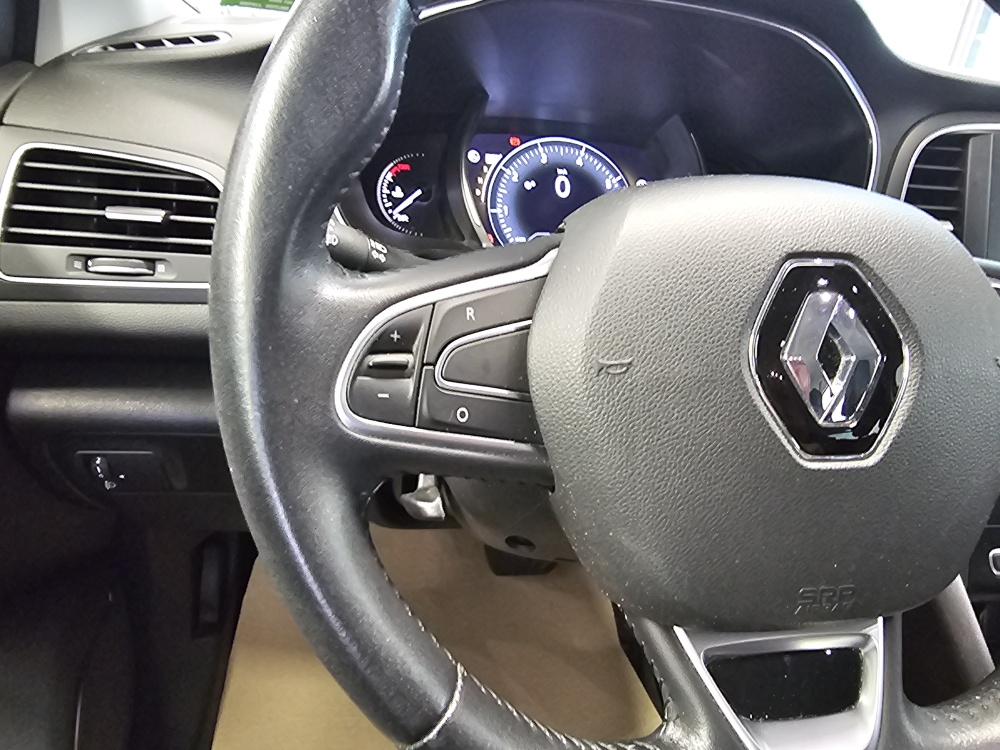 Renault Megane Grandtour bei Hoffmann Automobile in Wolfsburg kaufen und sofort mitnehmen - Bild 15