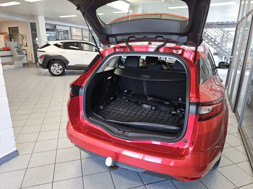 Renault Megane Grandtour bei Hoffmann Automobile in Wolfsburg kaufen und sofort mitnehmen - Bild 2