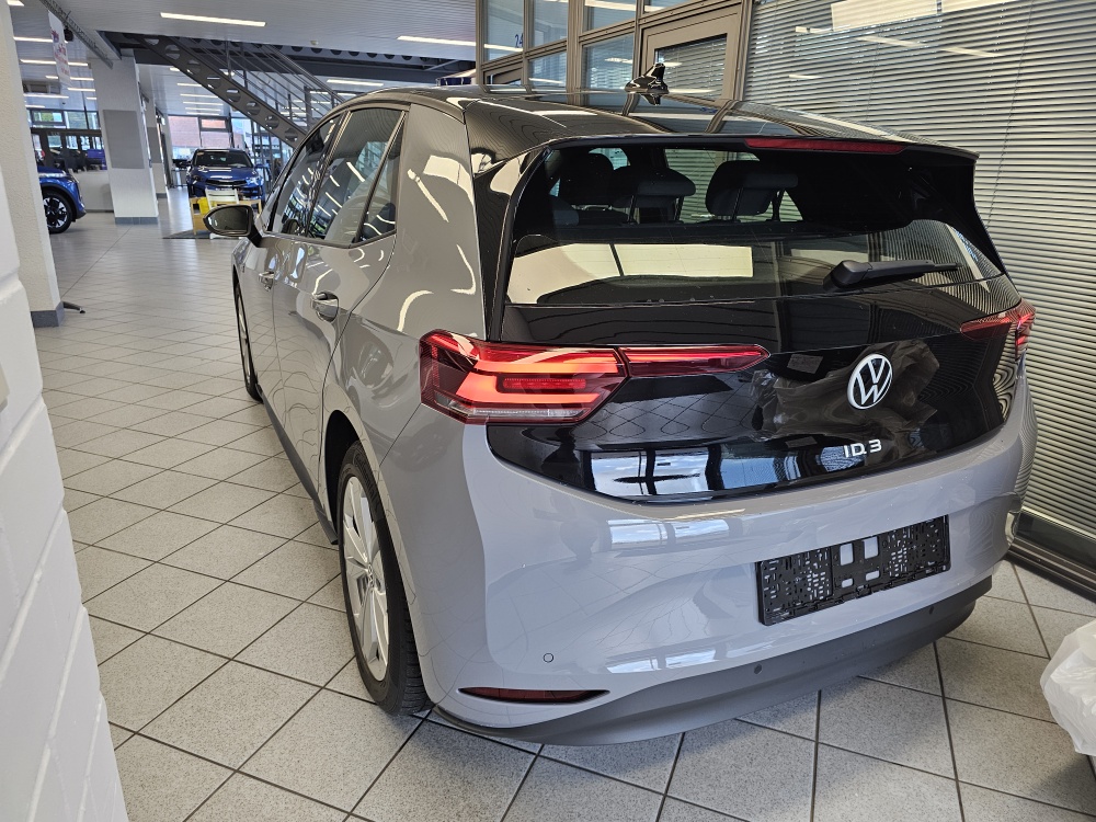 VW ID.3 bei Hoffmann Automobile in Wolfsburg kaufen und sofort mitnehmen - Bild 5