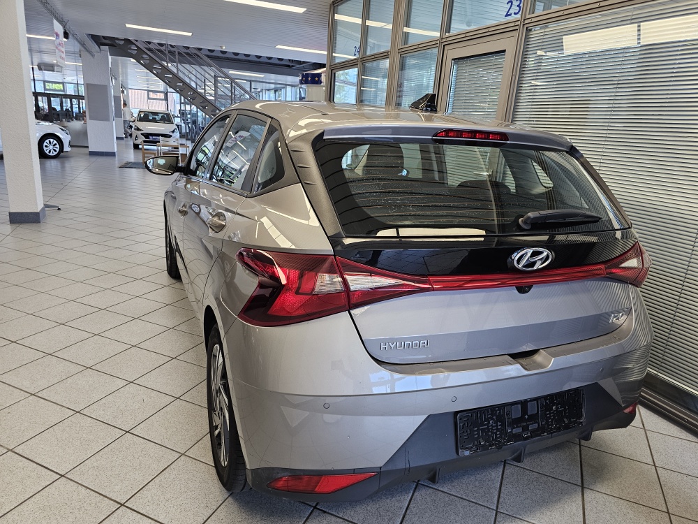 Hyundai i20 bei Hoffmann Automobile in Wolfsburg kaufen und sofort mitnehmen - Bild 4