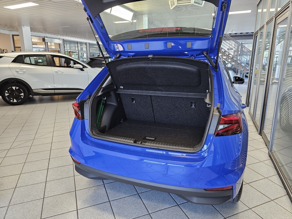 Skoda Fabia bei Hoffmann Automobile in Wolfsburg kaufen und sofort mitnehmen - Bild 2