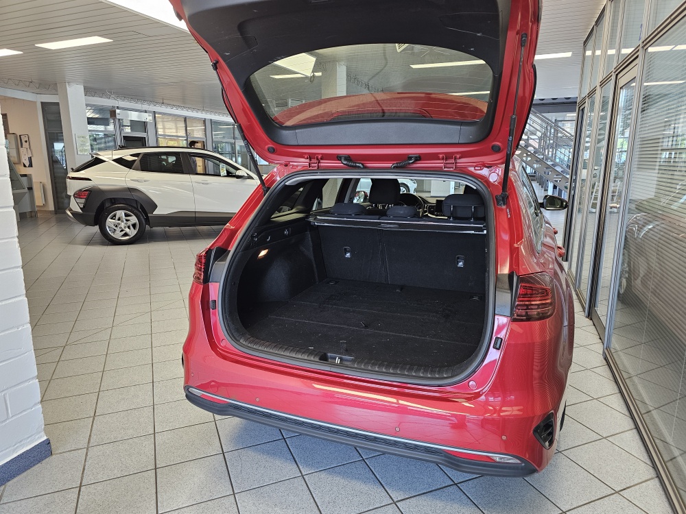 Kia Ceed bei Hoffmann Automobile in Wolfsburg kaufen und sofort mitnehmen - Bild 2
