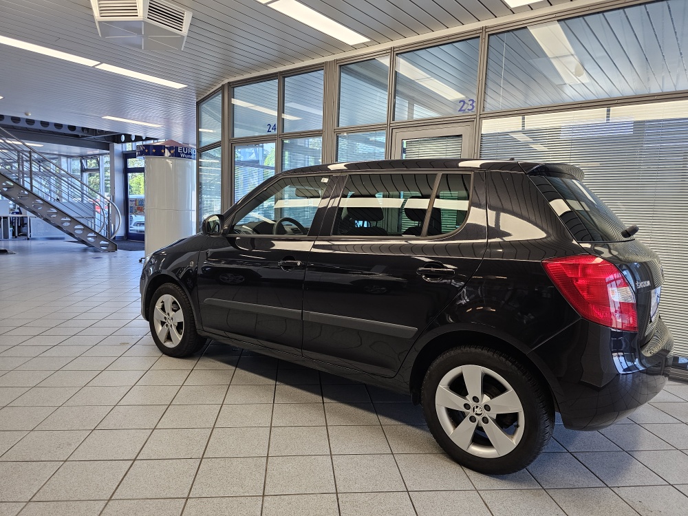 Skoda Fabia bei Hoffmann Automobile in Wolfsburg kaufen und sofort mitnehmen - Bild 16