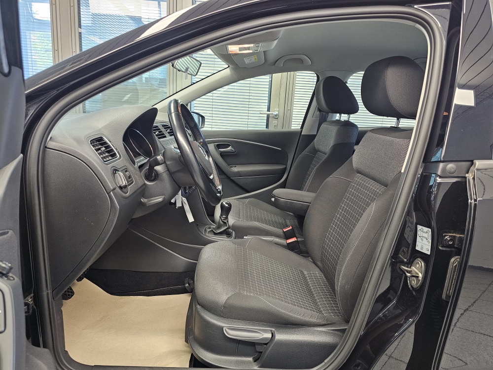 VW Polo bei Hoffmann Automobile in Wolfsburg kaufen und sofort mitnehmen - Bild 16