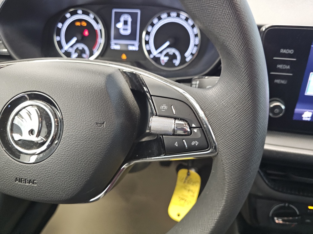 Skoda Fabia bei Hoffmann Automobile in Wolfsburg kaufen und sofort mitnehmen - Bild 17